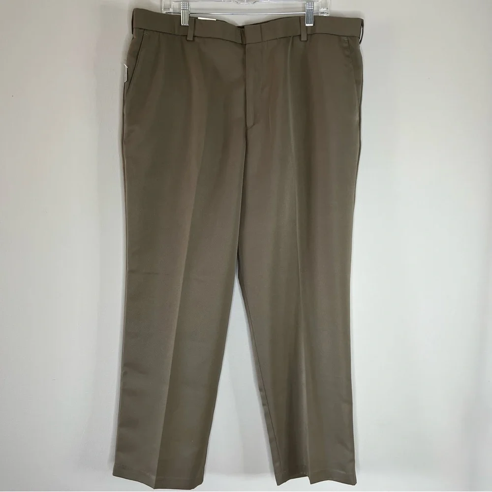 Dockers Men Golf Pants Relaxed Fit Flat Front‎
